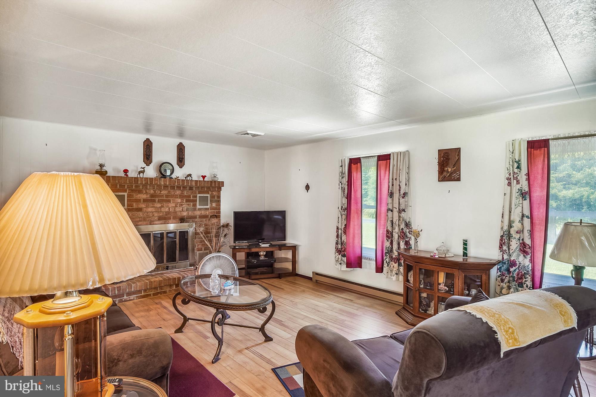 CENTREVILLE - Residential