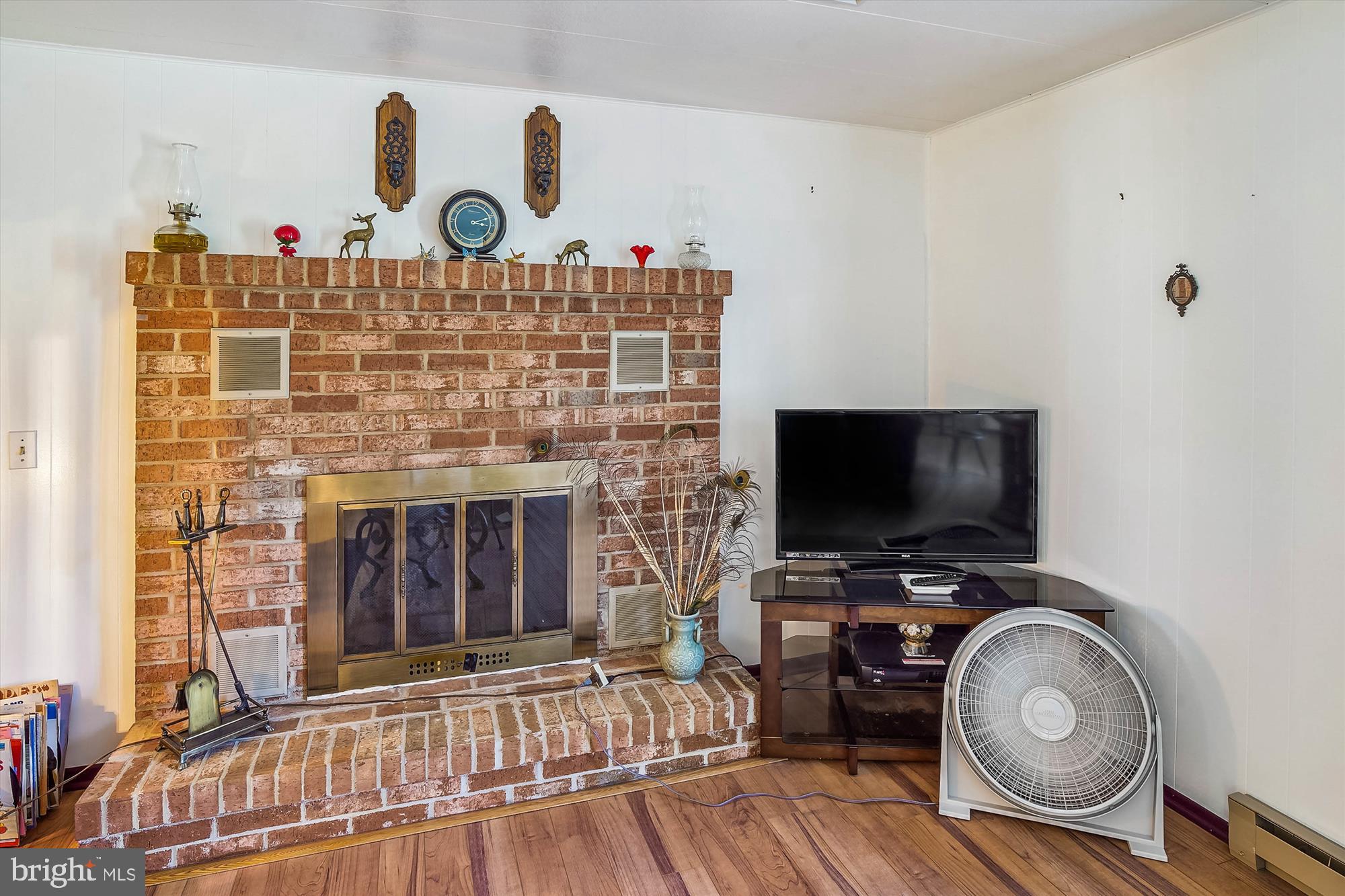 CENTREVILLE - Residential