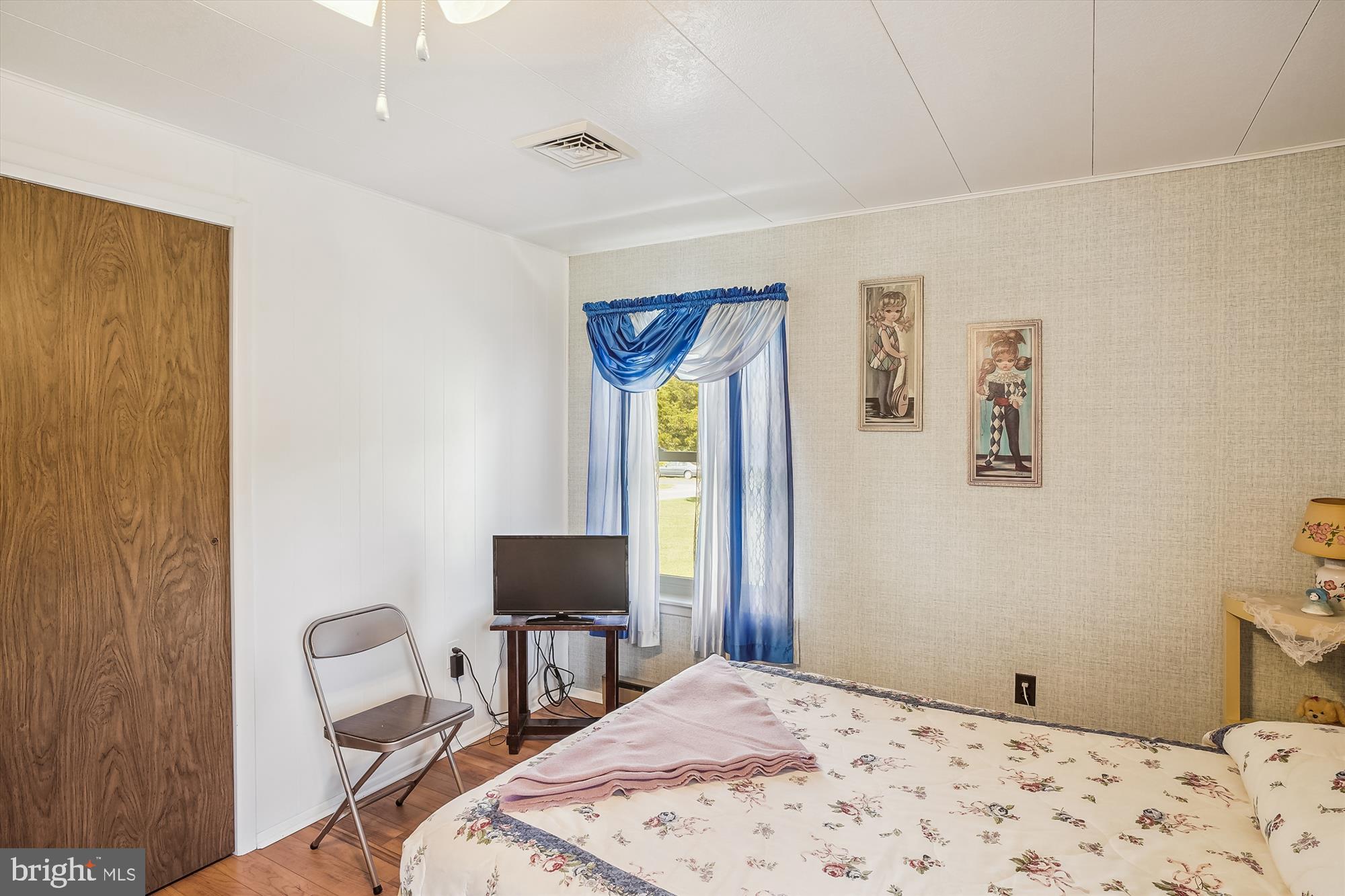 CENTREVILLE - Residential