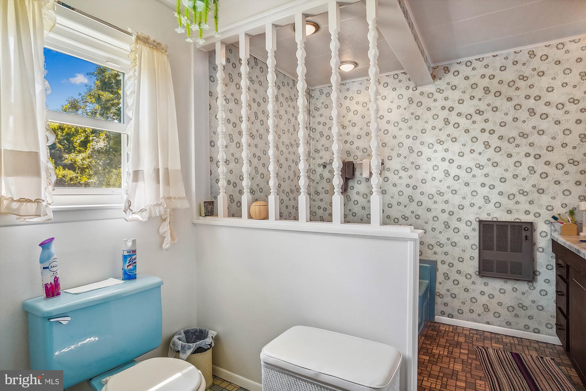 CENTREVILLE - Residential