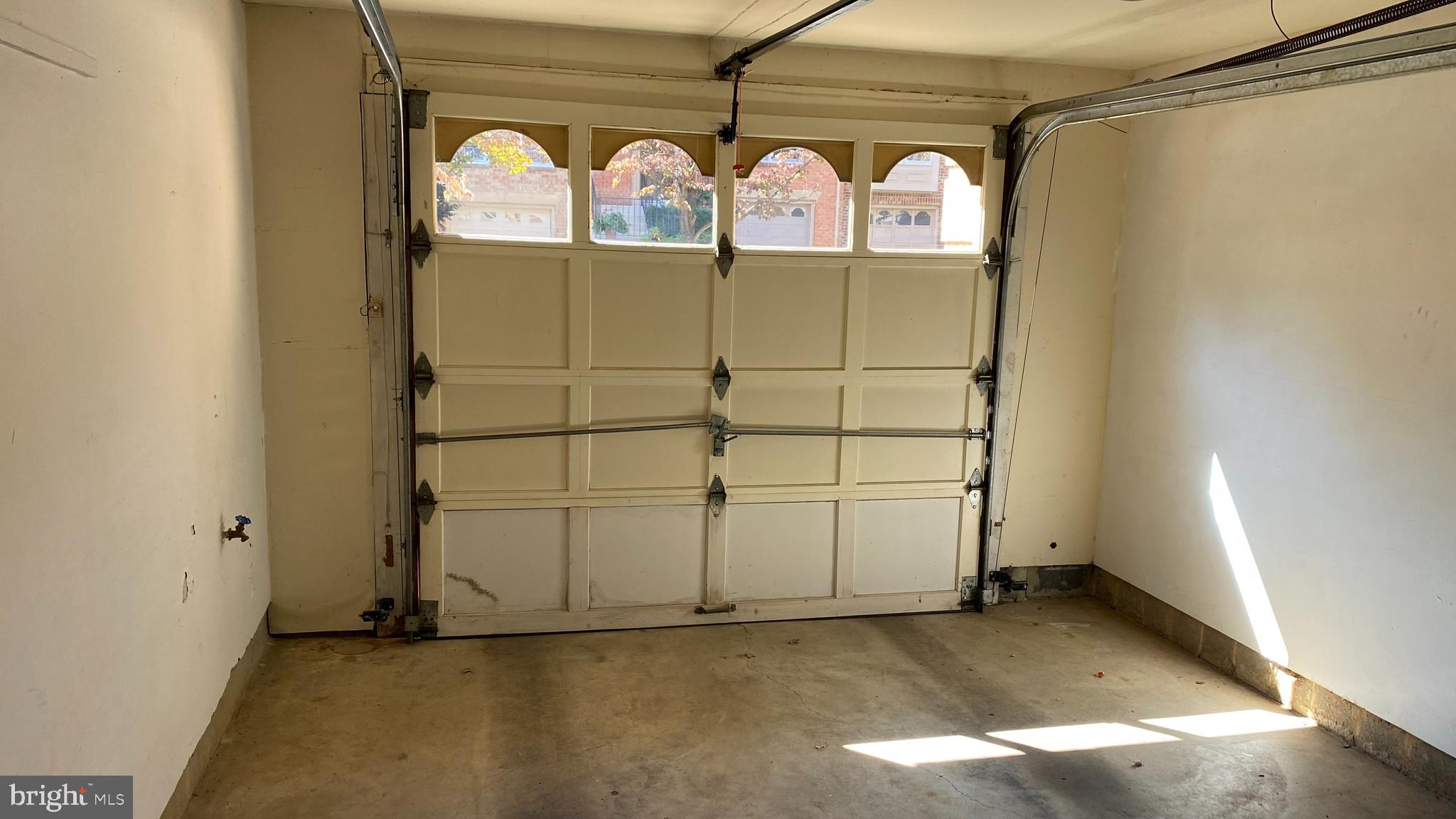 DEVONSHIRE - Residential Lease