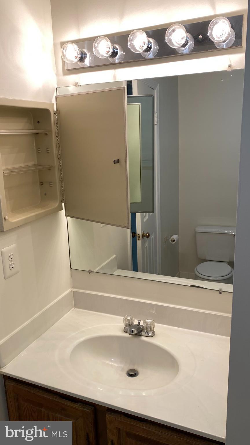 DEVONSHIRE - Residential Lease