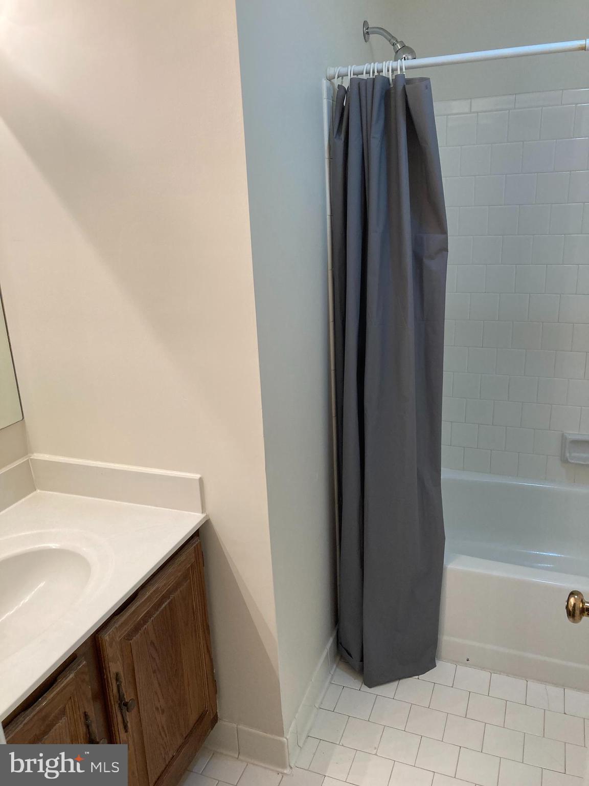 DEVONSHIRE - Residential Lease