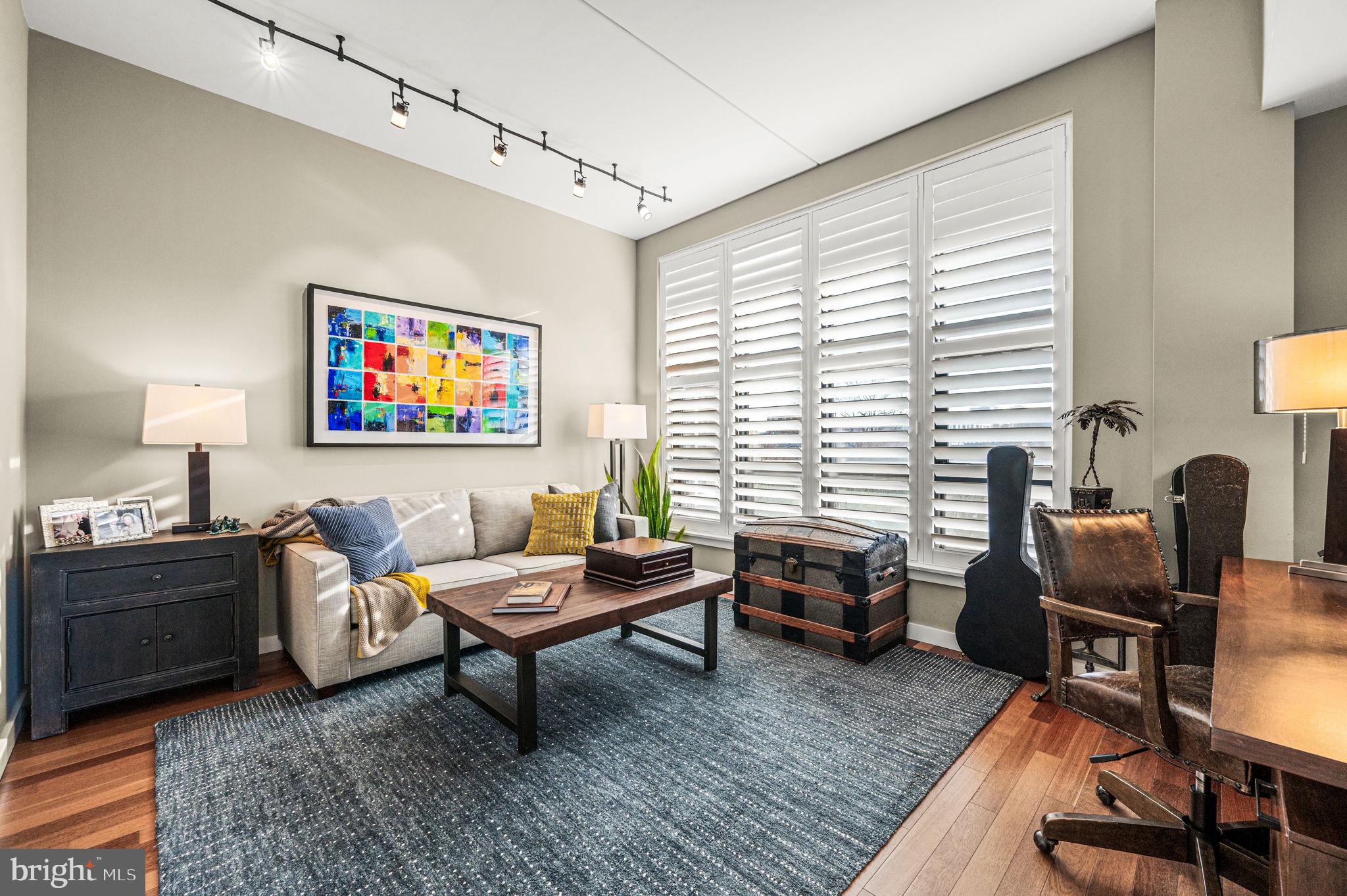 OLD CITY - Residential