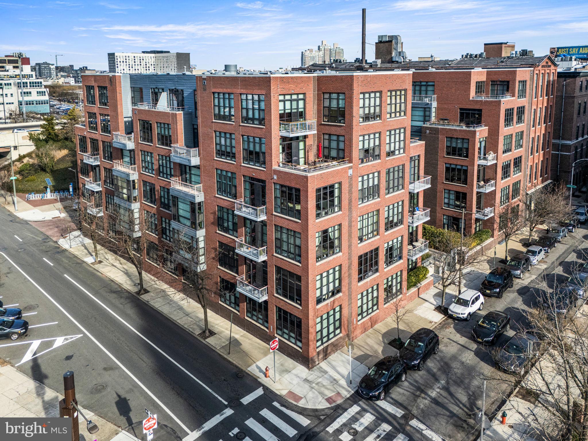 OLD CITY - Residential