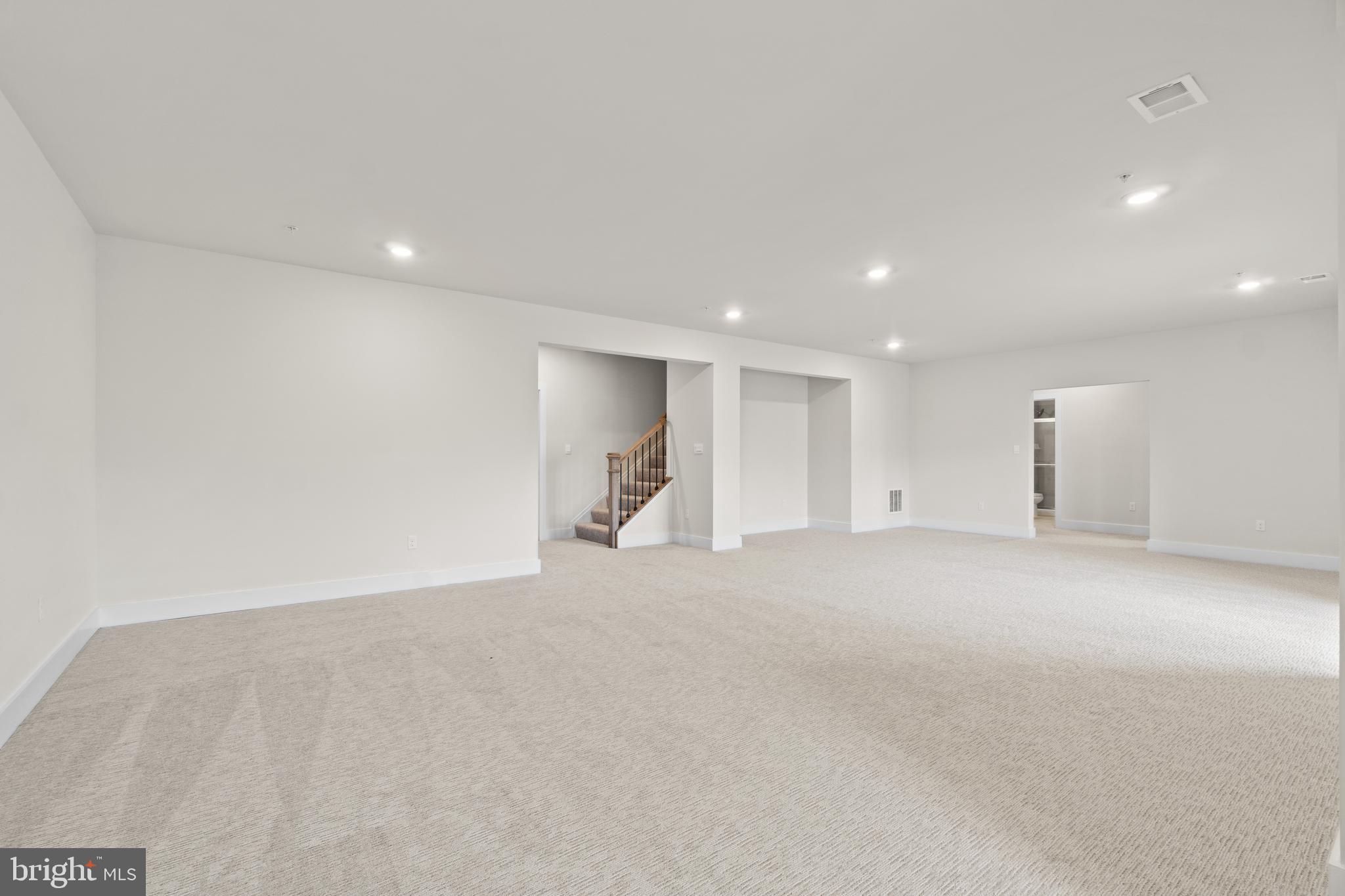 SENECA FARM - Residential