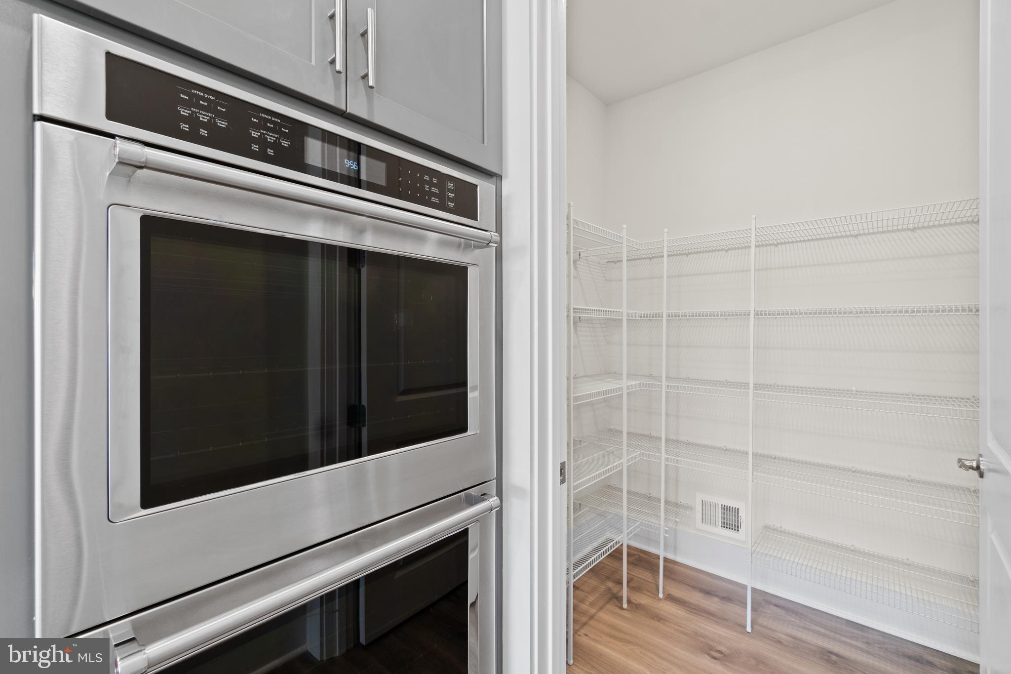 SENECA FARM - Residential