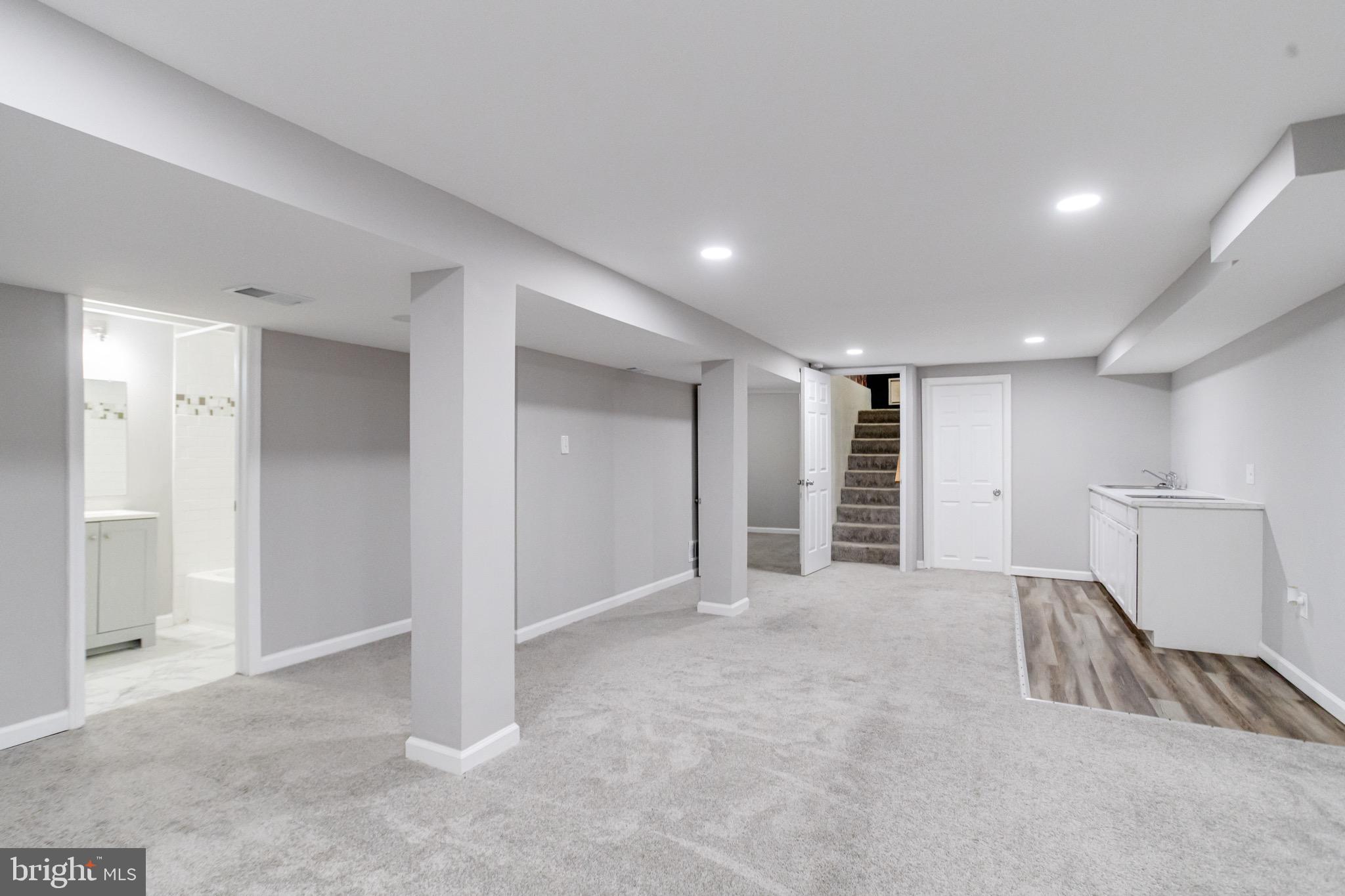 EDGEWOOD PARK - Residential