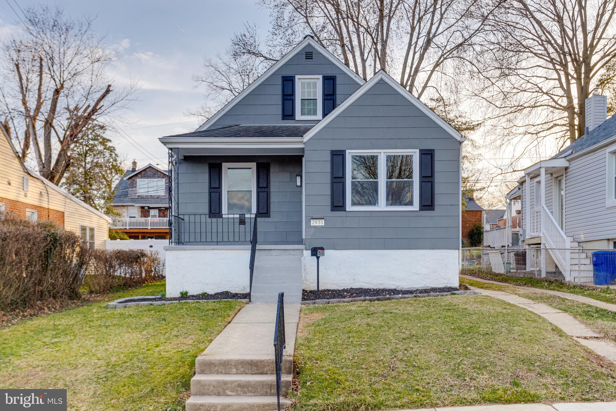 EDGEWOOD PARK - Residential