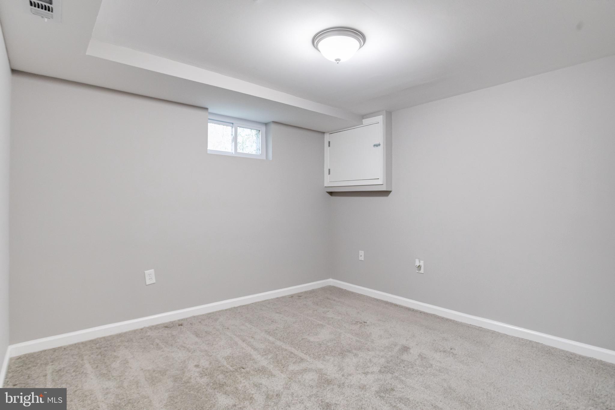 EDGEWOOD PARK - Residential