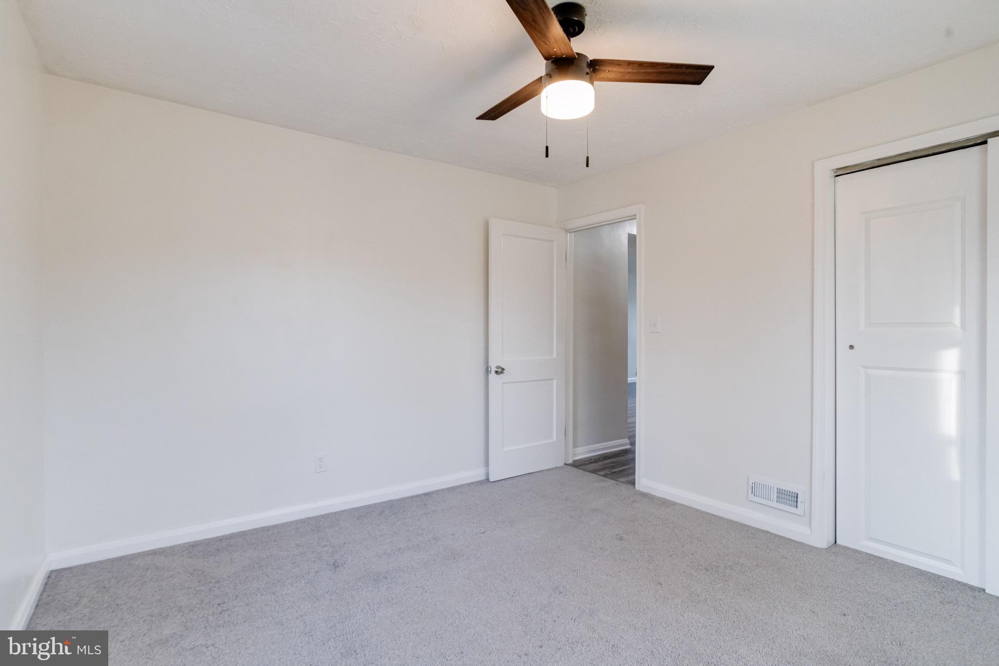 EDGEWOOD PARK - Residential