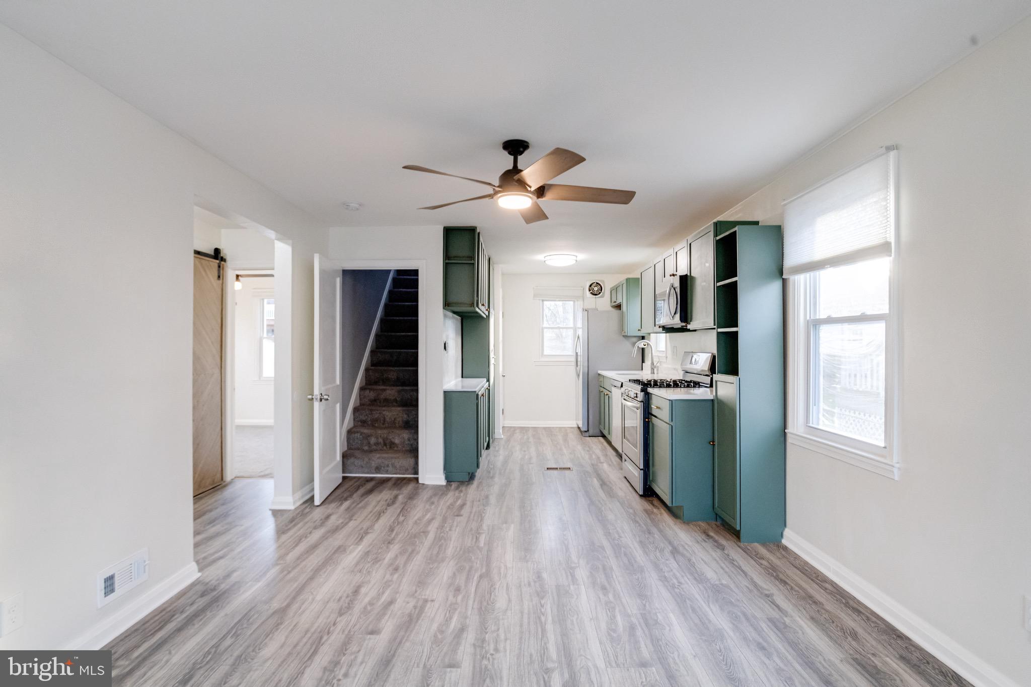 EDGEWOOD PARK - Residential