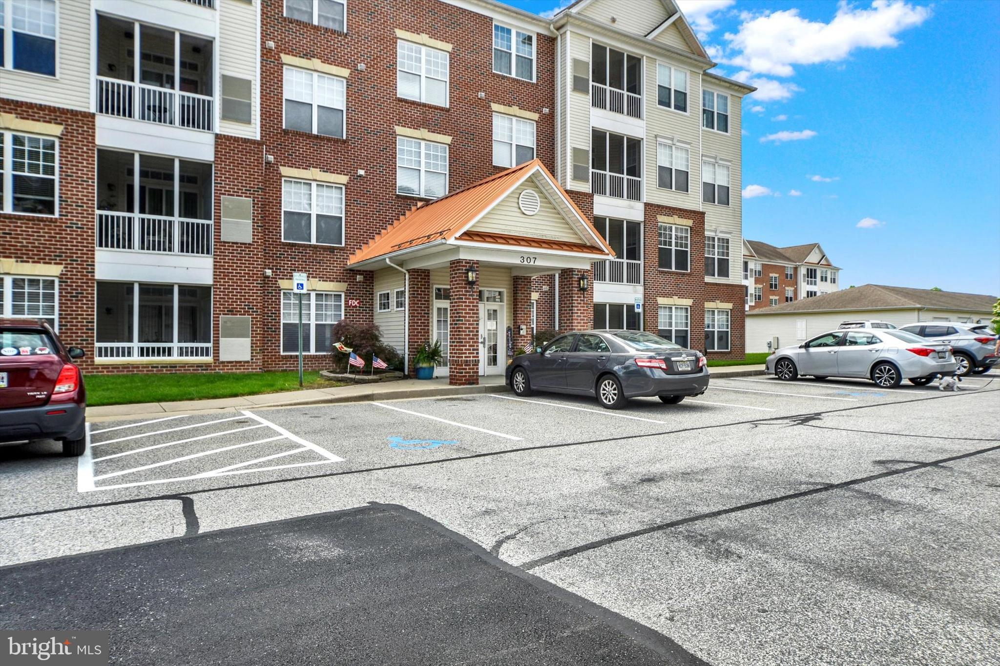 307 TIREE COURT 103