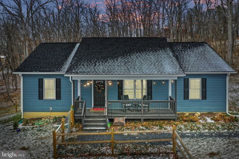 38 OLD OAK LANE FRONT ROYAL VA 22630