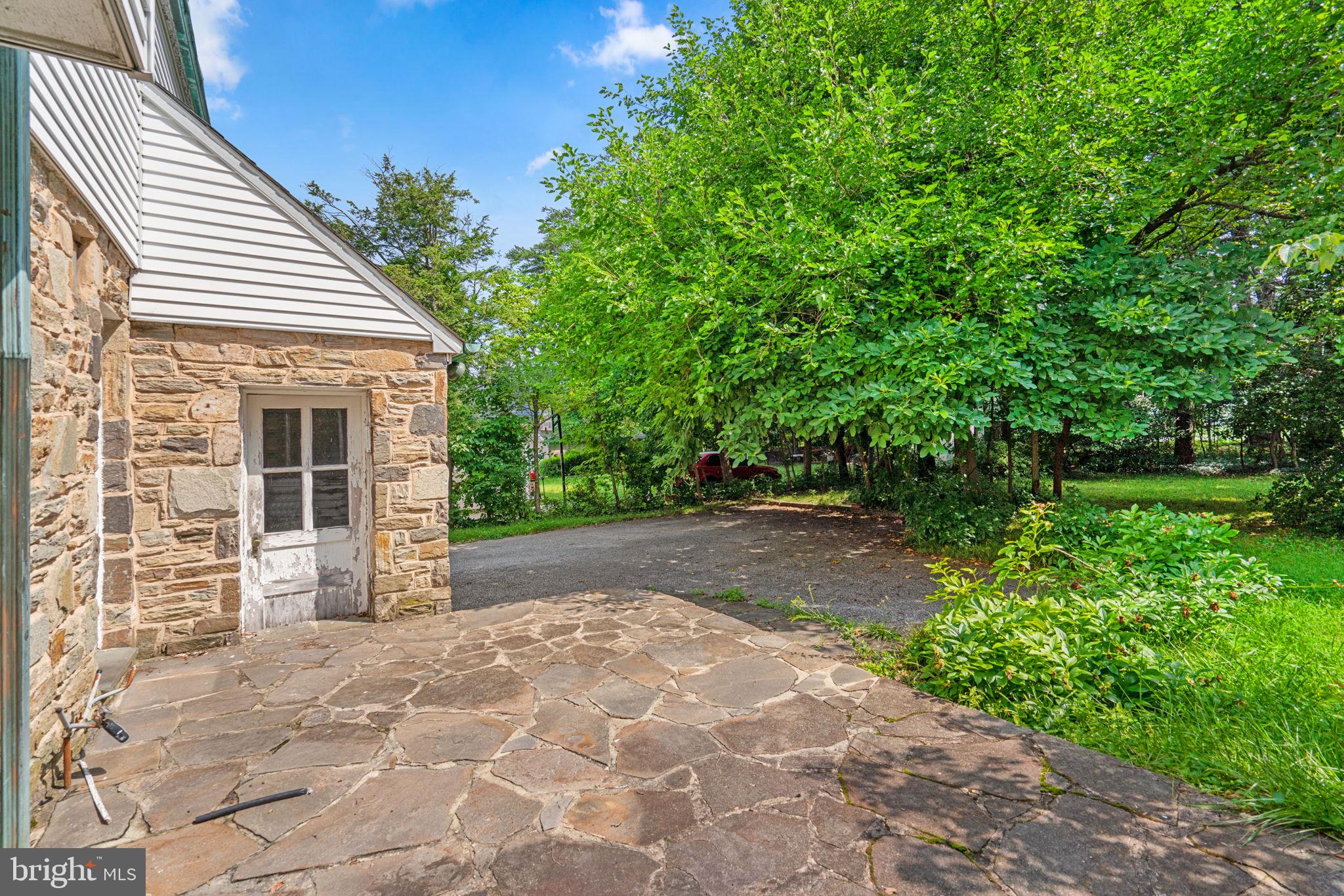 OAK GROVE HEIGHTS - Residential