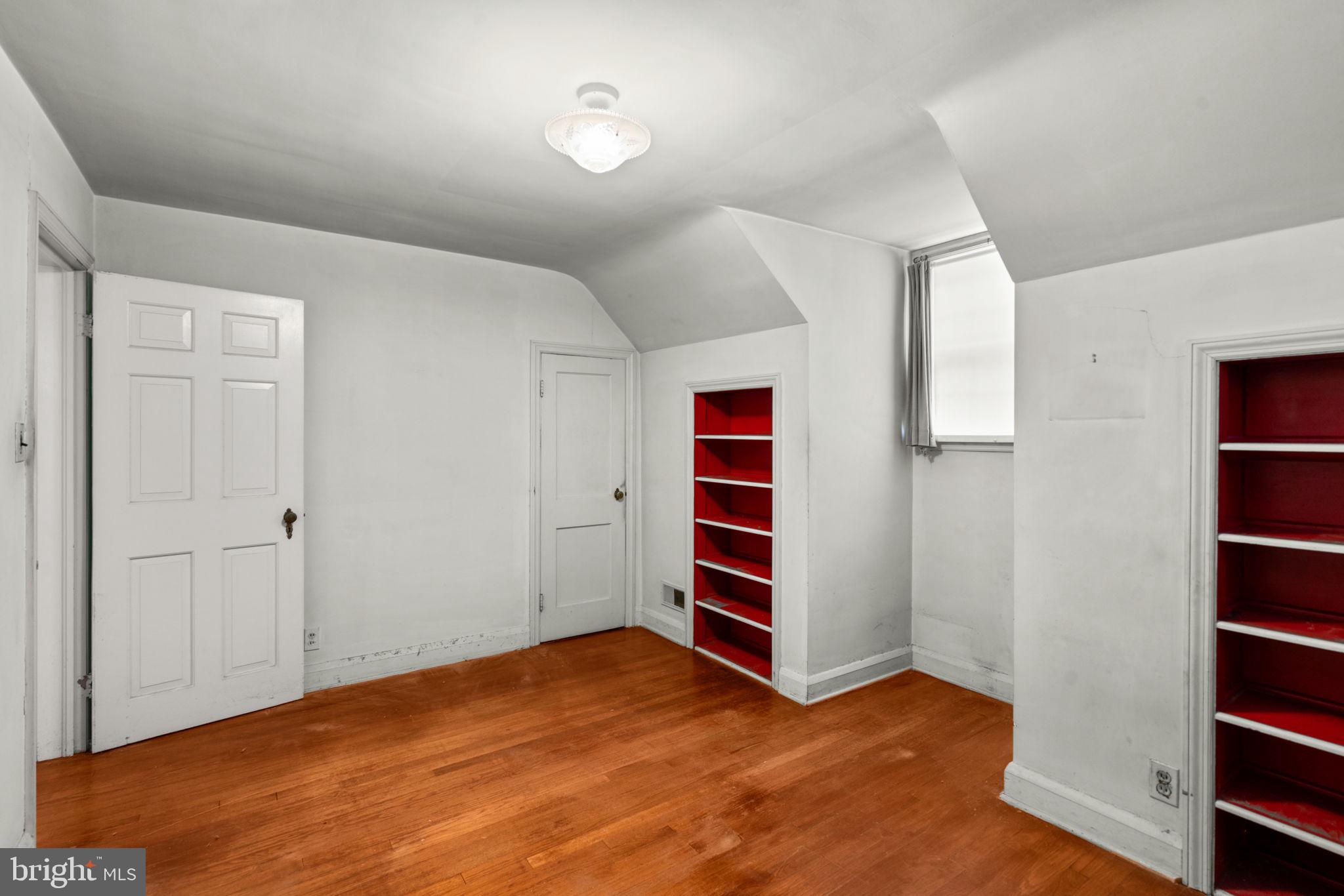 OAK GROVE HEIGHTS - Residential