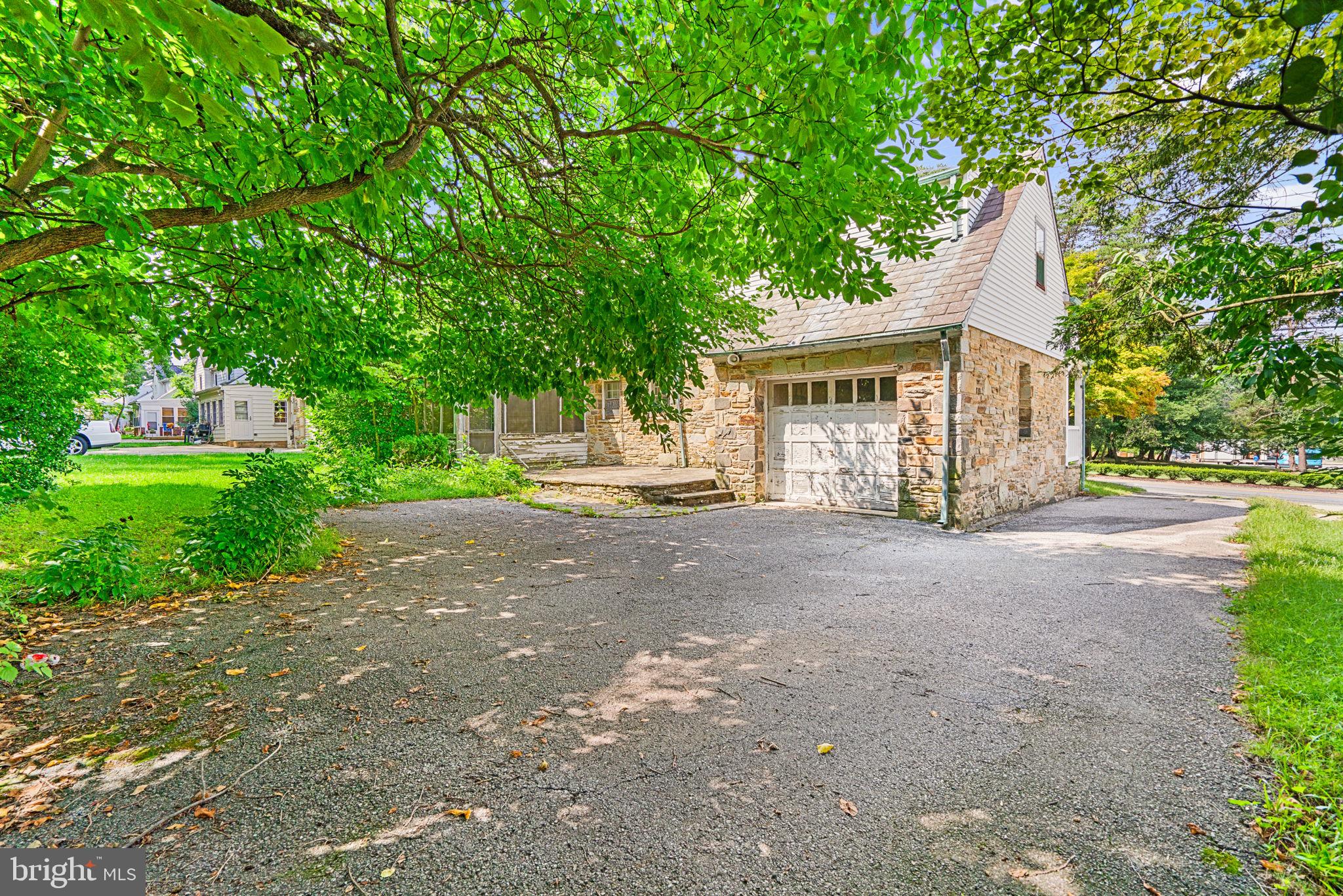 OAK GROVE HEIGHTS - Residential