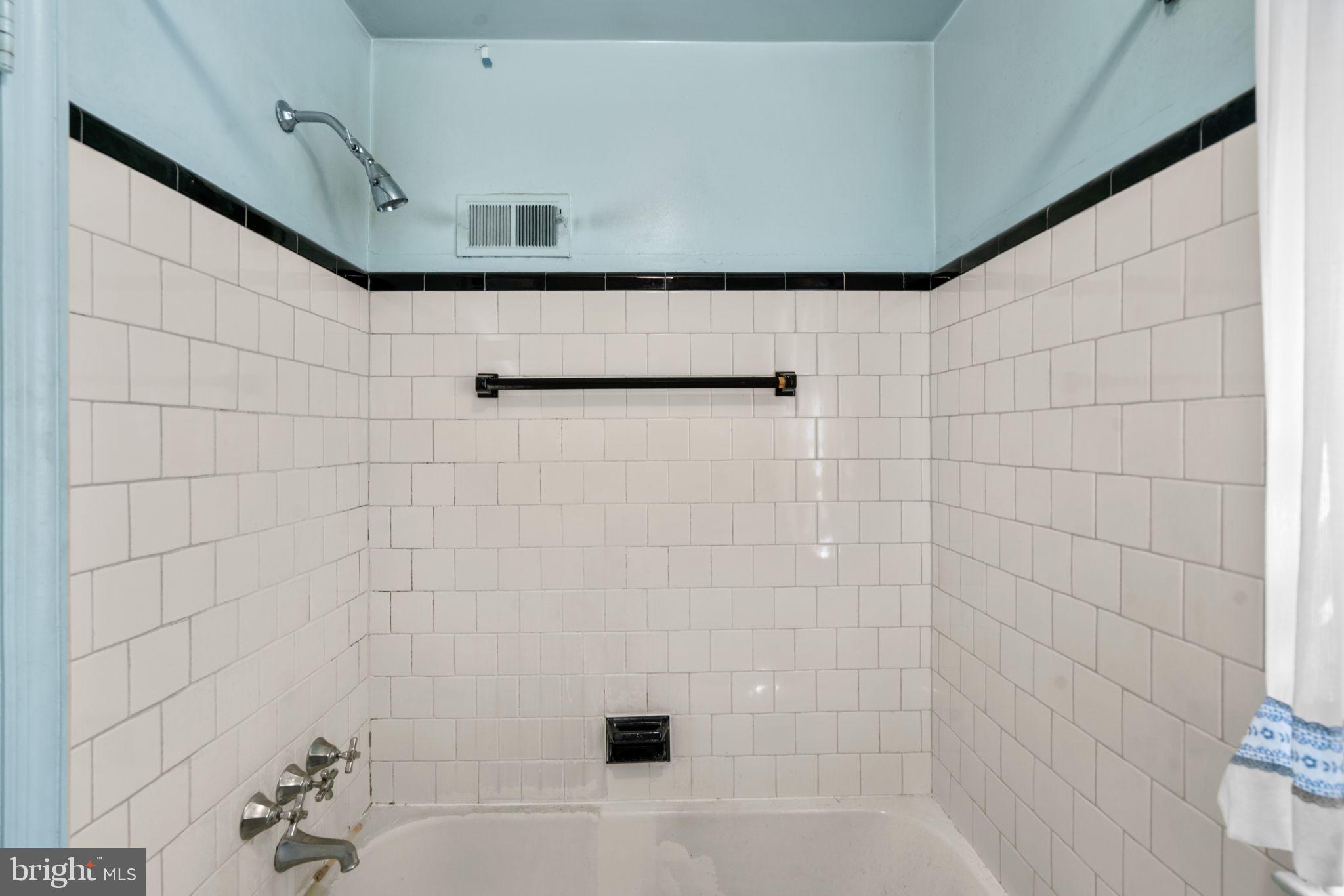 OAK GROVE HEIGHTS - Residential