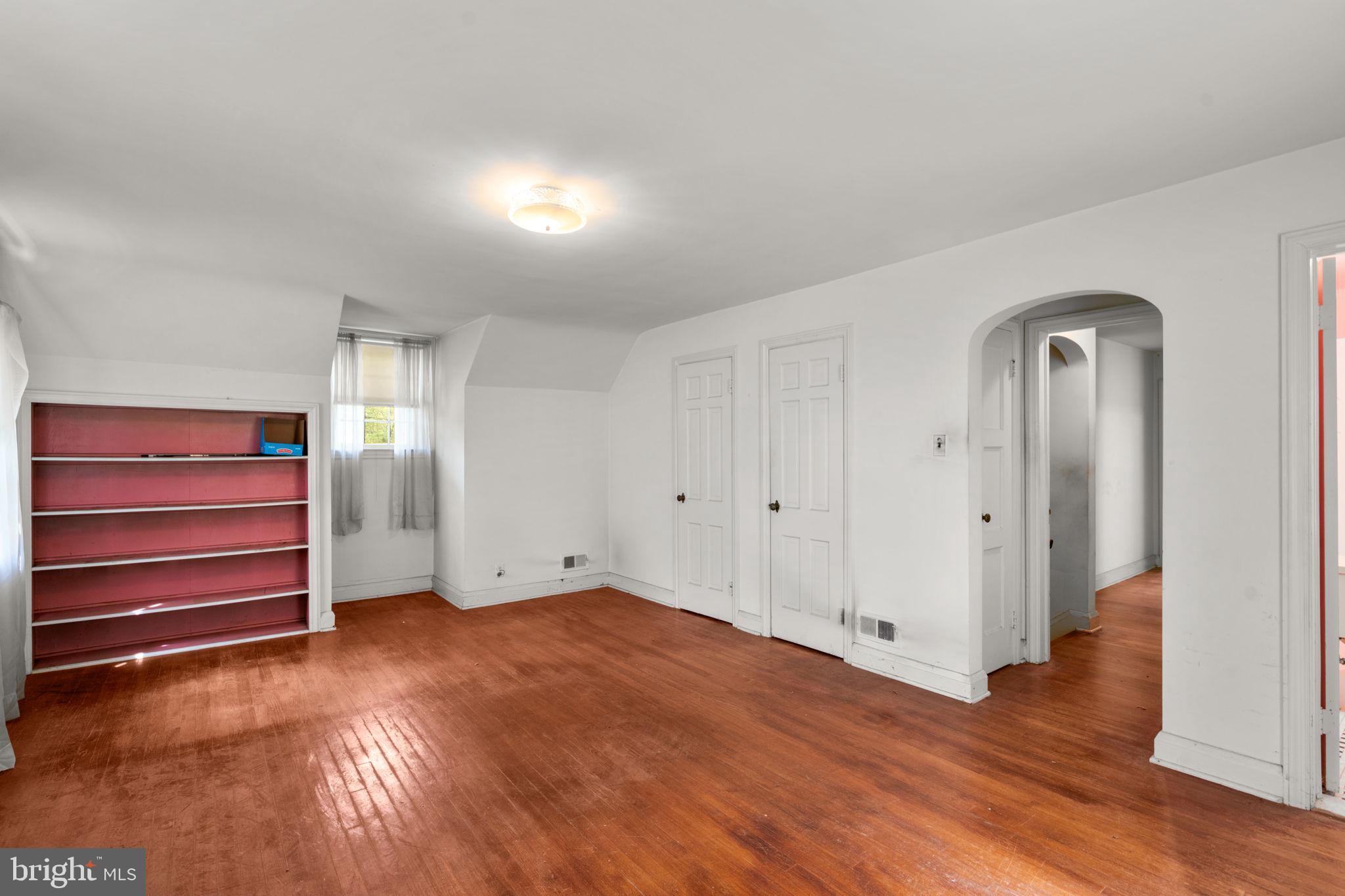 OAK GROVE HEIGHTS - Residential