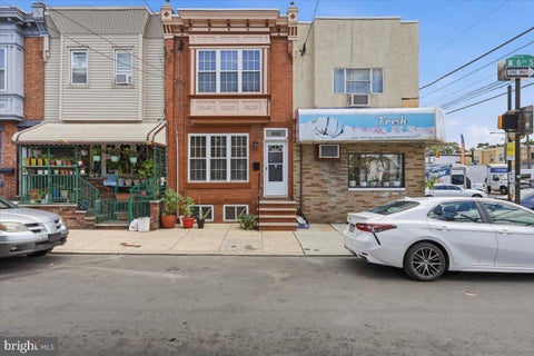 Townhouse For Rent - 2653 S 6th Street<br/> PHILADELPHIA, PA 19148