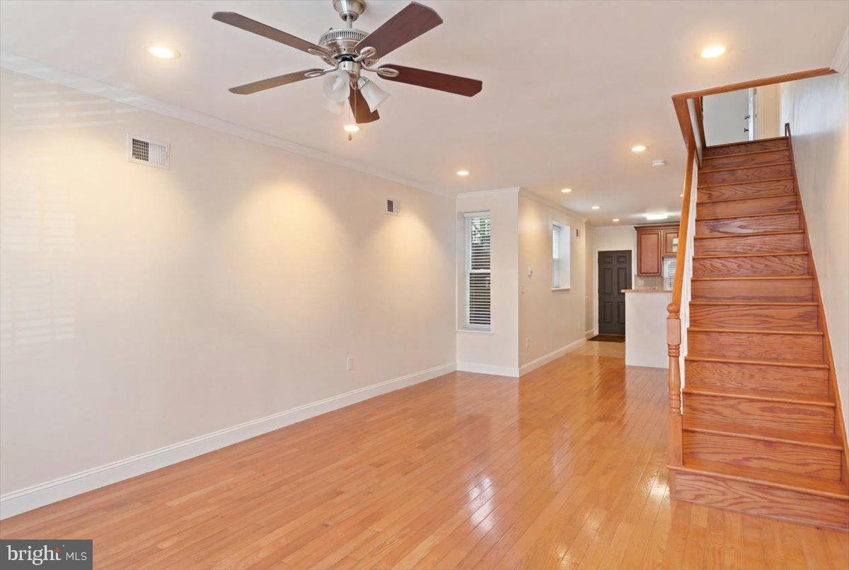 2653 S 6TH STREET