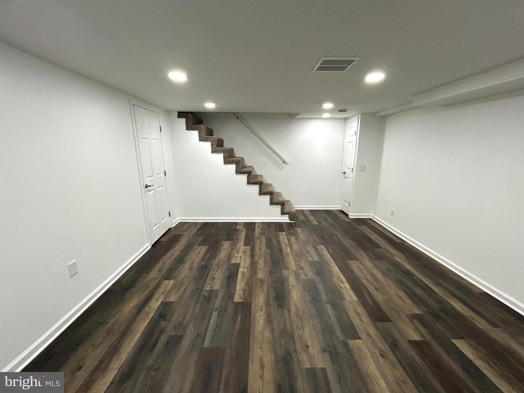 NORTHWOOD - Residential Lease