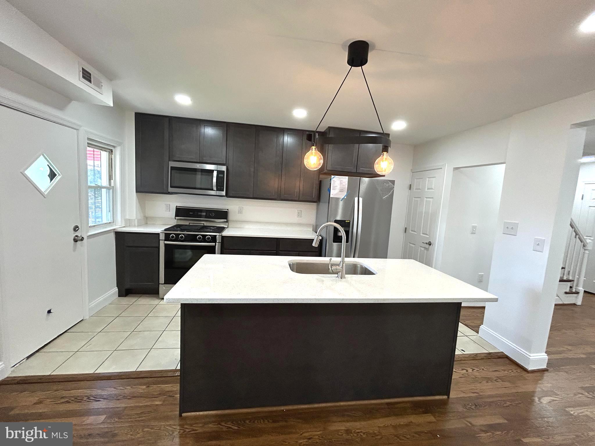 NORTHWOOD - Residential Lease