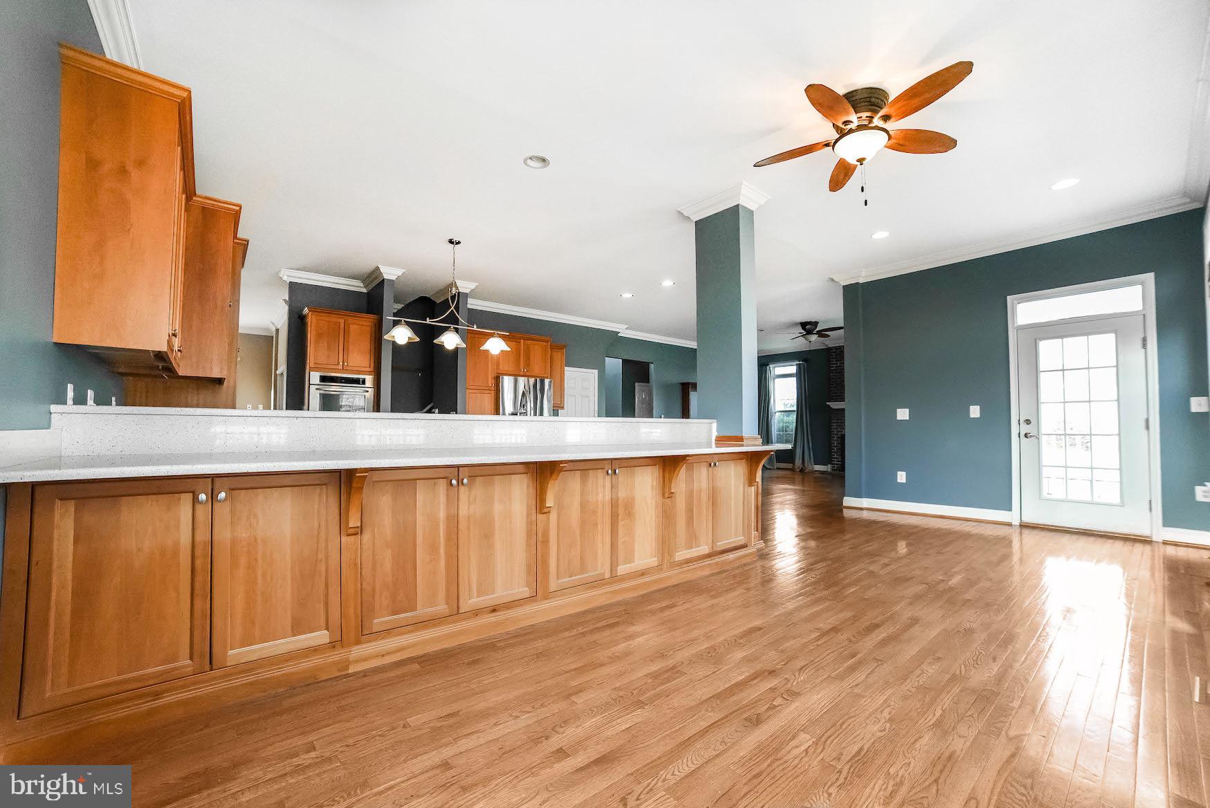 RIVERSIDE FARMS - Residential