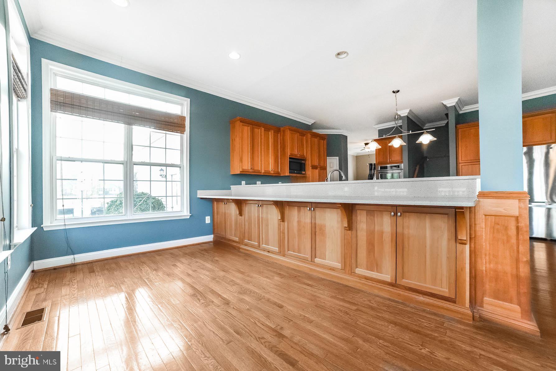 RIVERSIDE FARMS - Residential