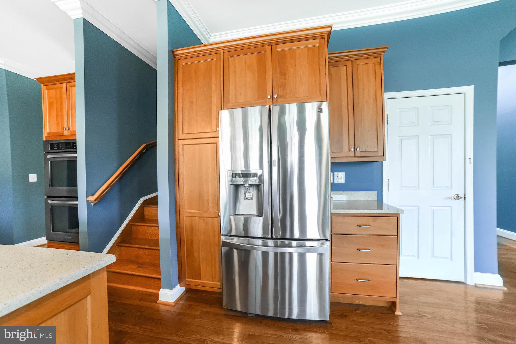 RIVERSIDE FARMS - Residential