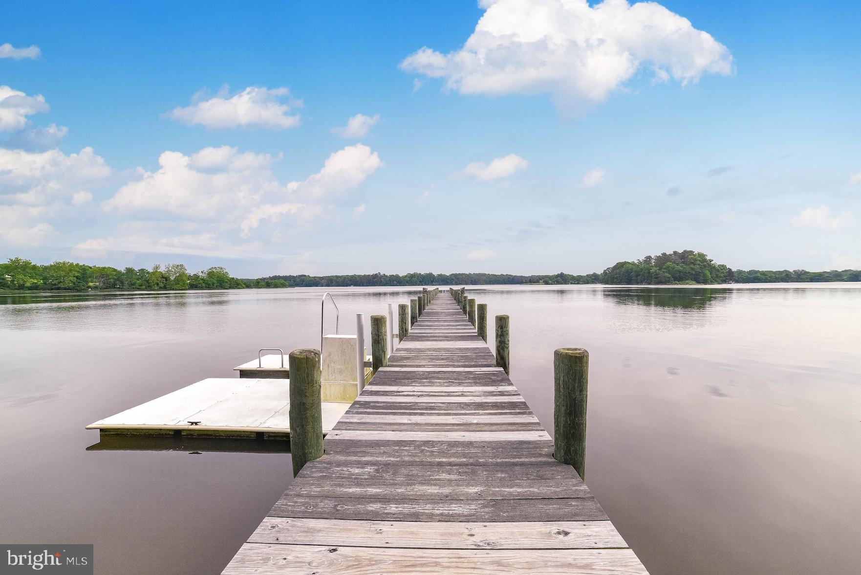 RIVERSIDE FARMS - Residential