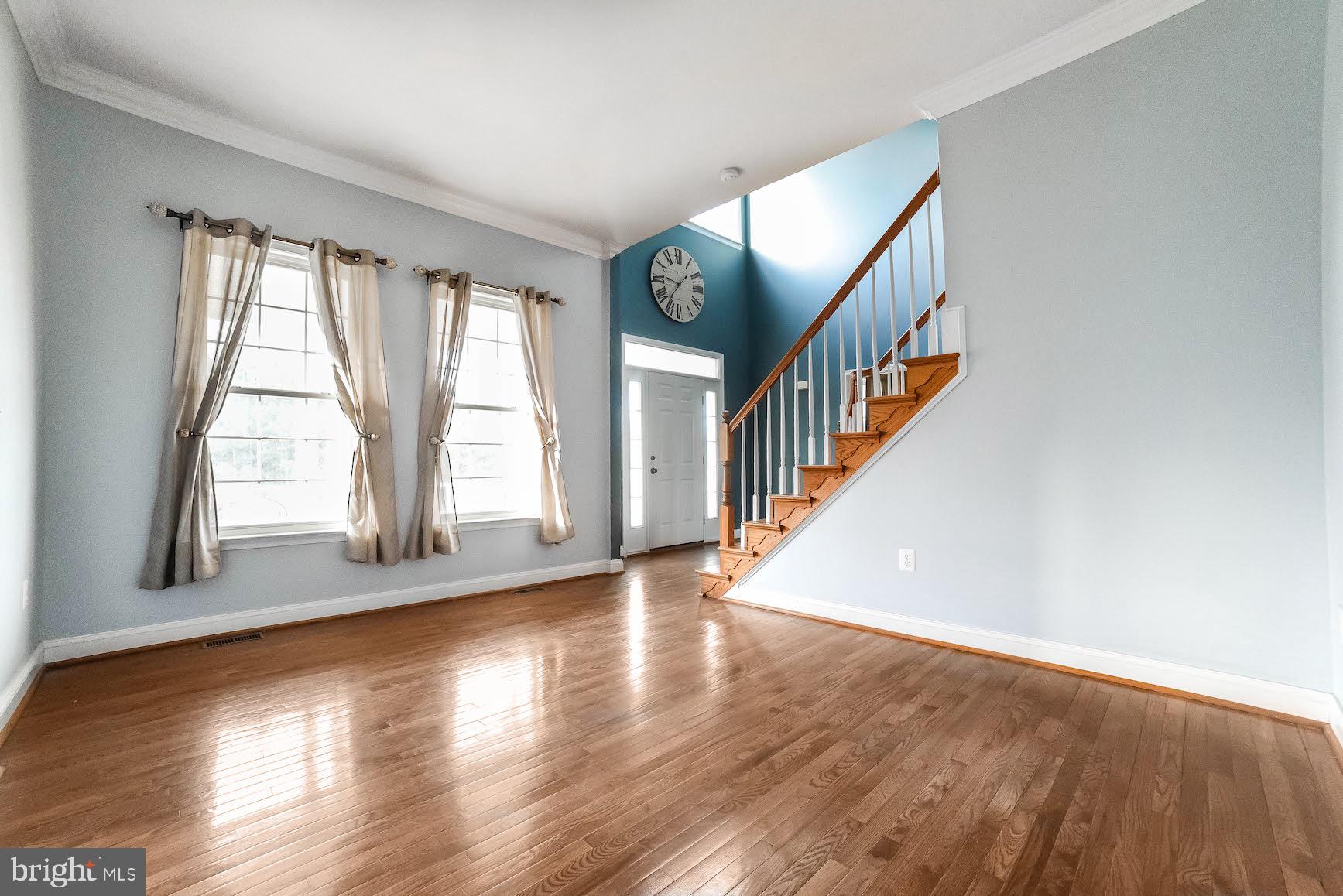 RIVERSIDE FARMS - Residential