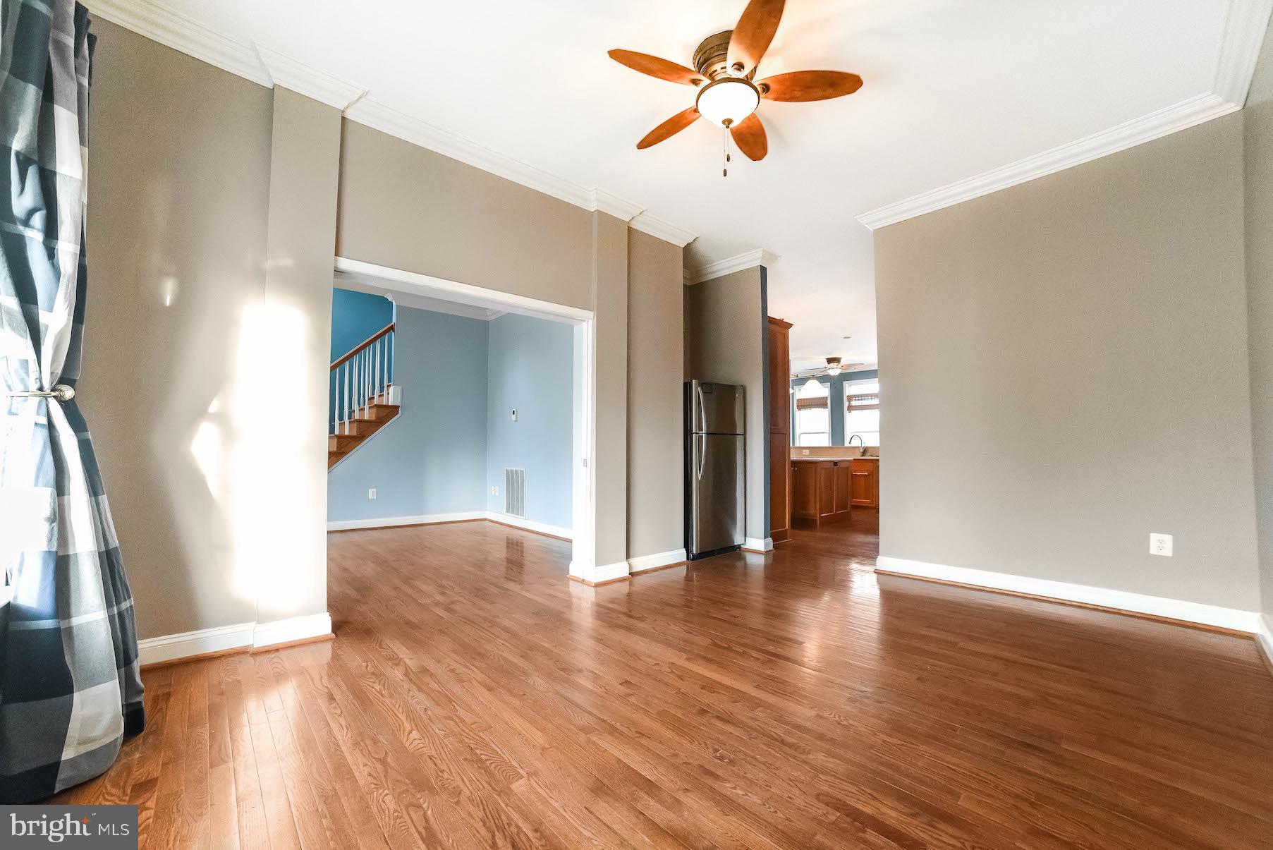 RIVERSIDE FARMS - Residential