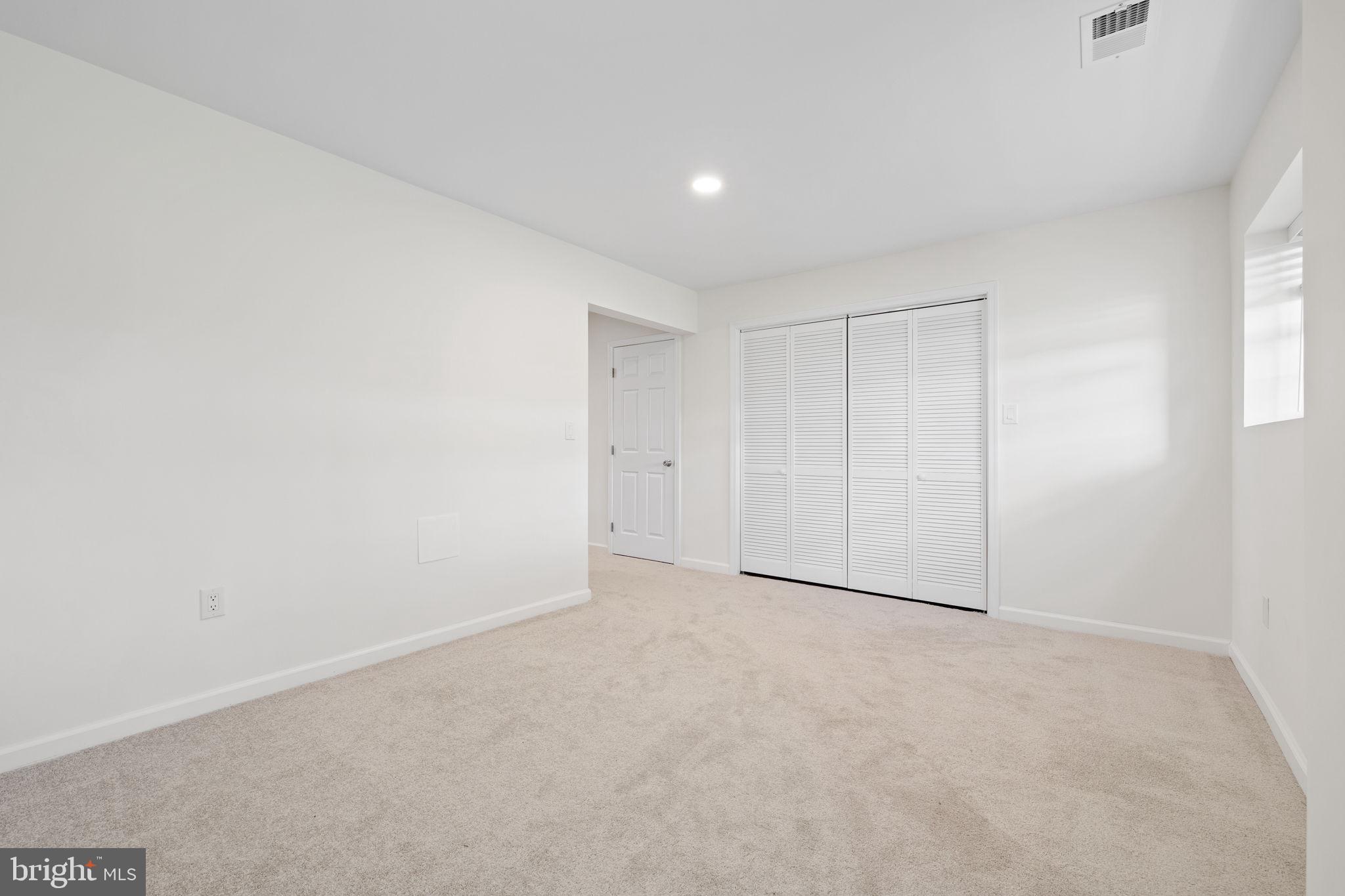 SHEFFIELD MANOR - Residential