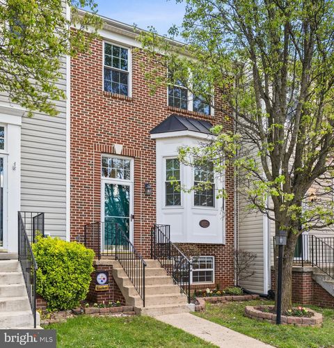 8777 DUNSTABLE LOOP BRISTOW VA 20136
