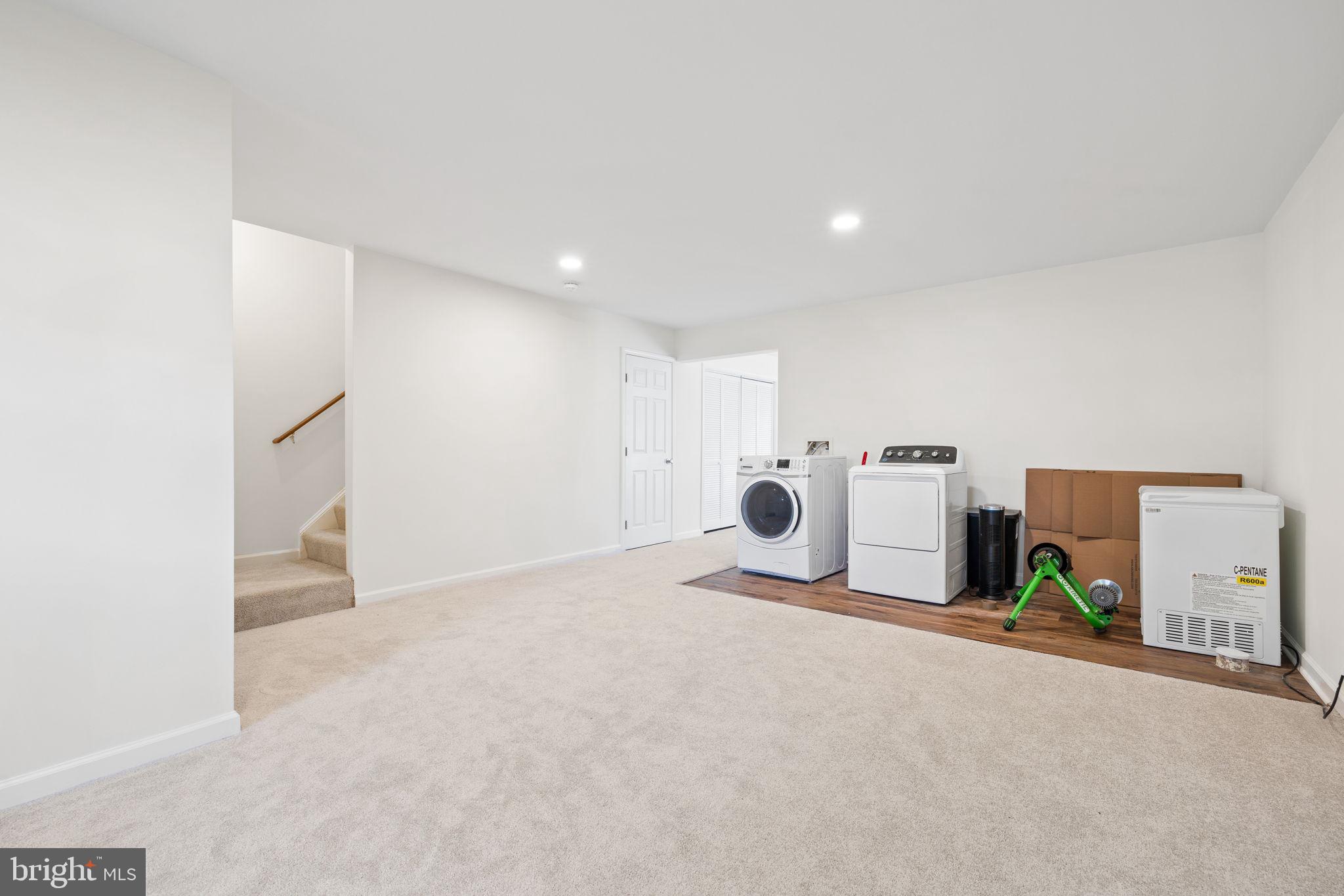 SHEFFIELD MANOR - Residential