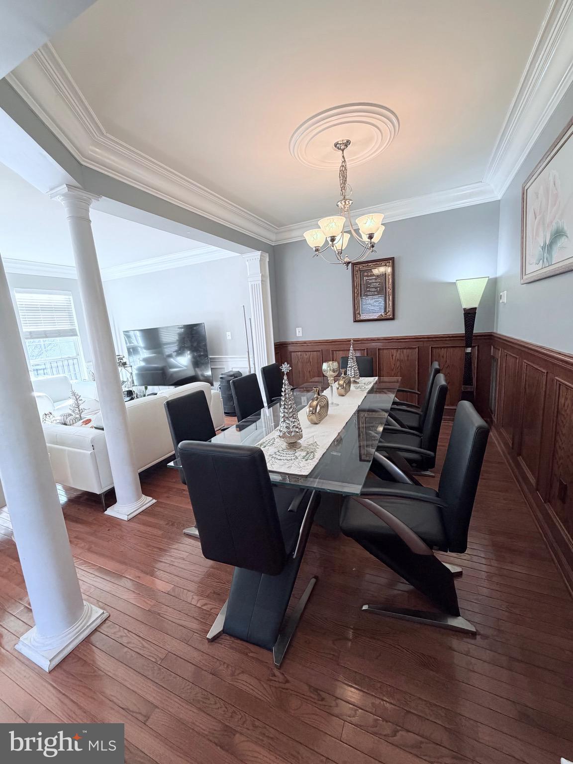 8593 WYNGATE MANOR COURT