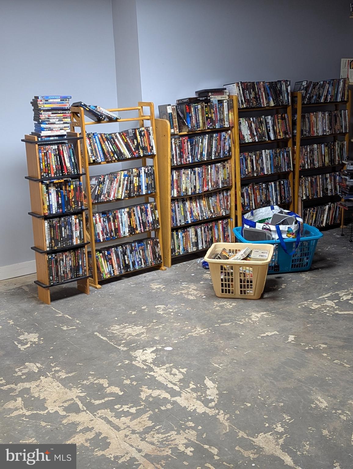 CHARTER CHASE - Residential