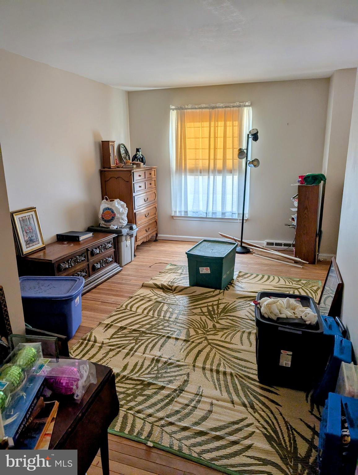 CHARTER CHASE - Residential