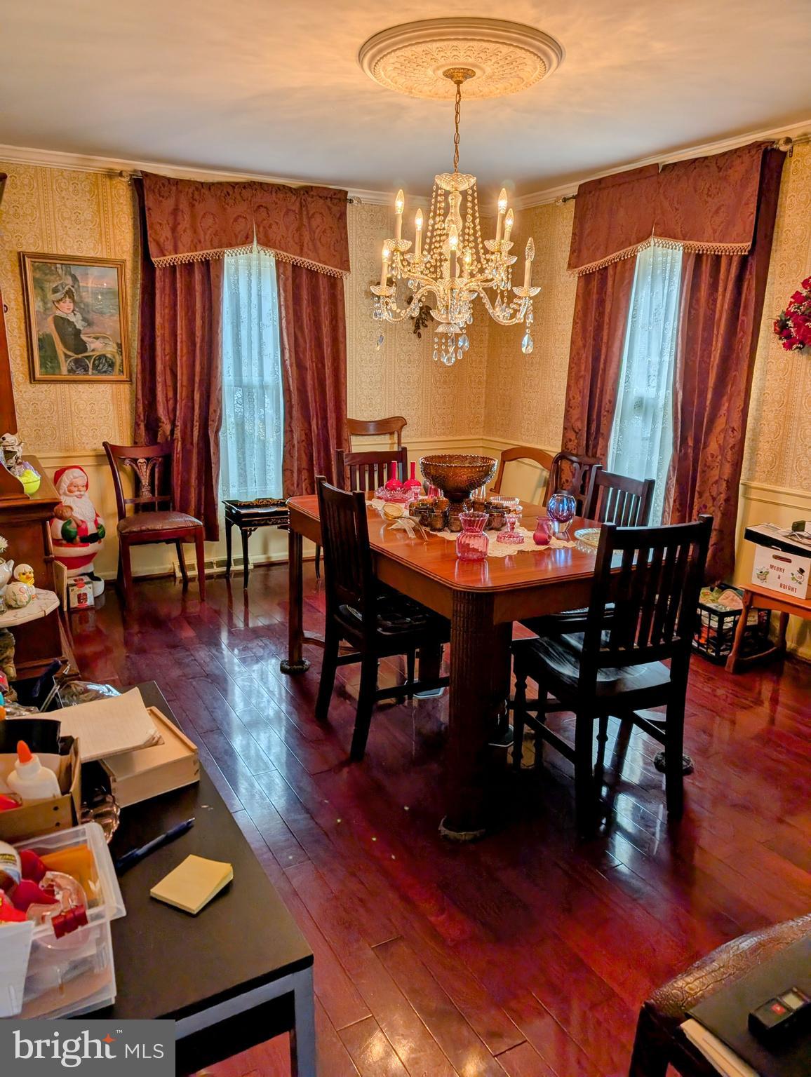 CHARTER CHASE - Residential