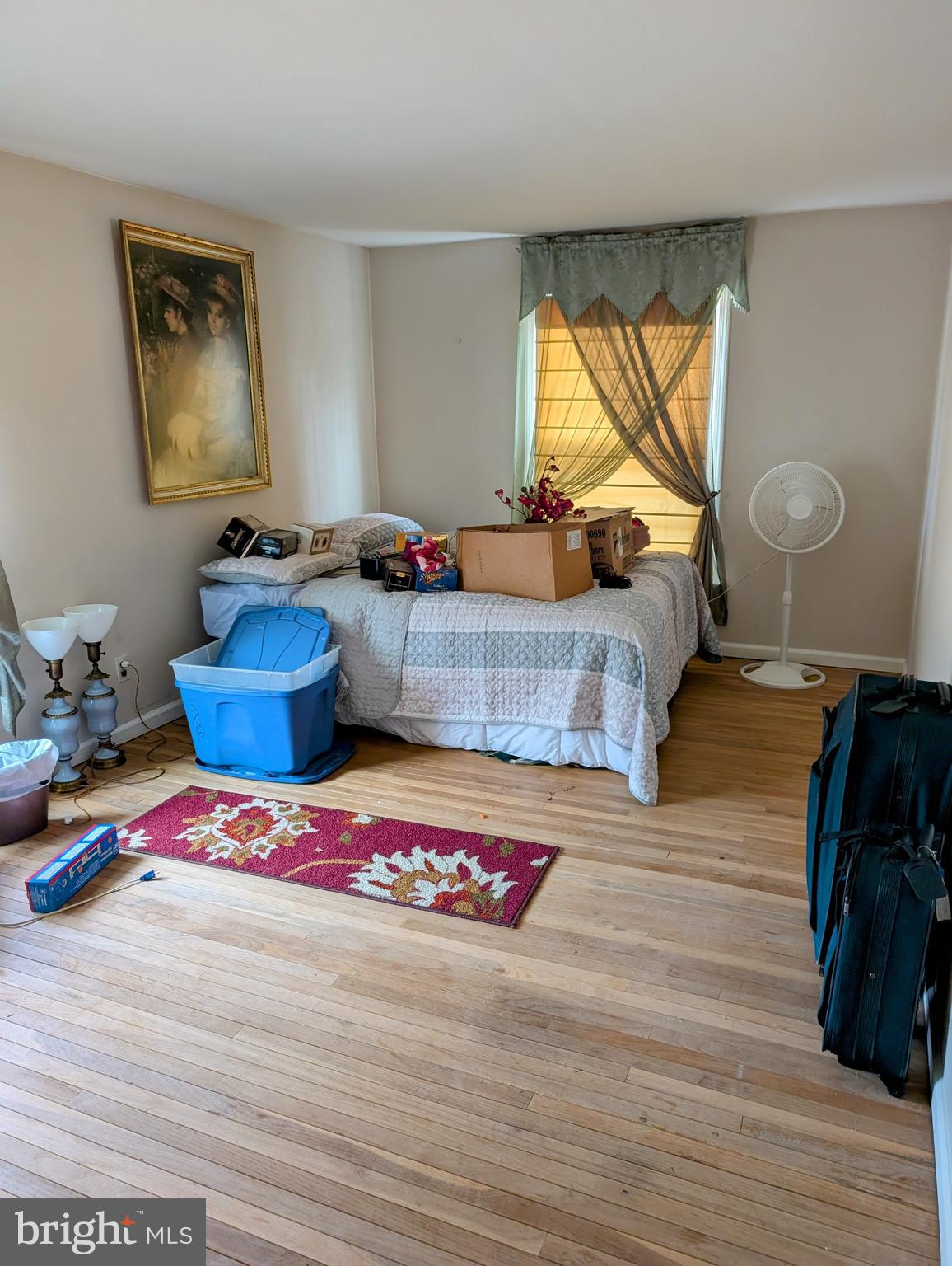 CHARTER CHASE - Residential