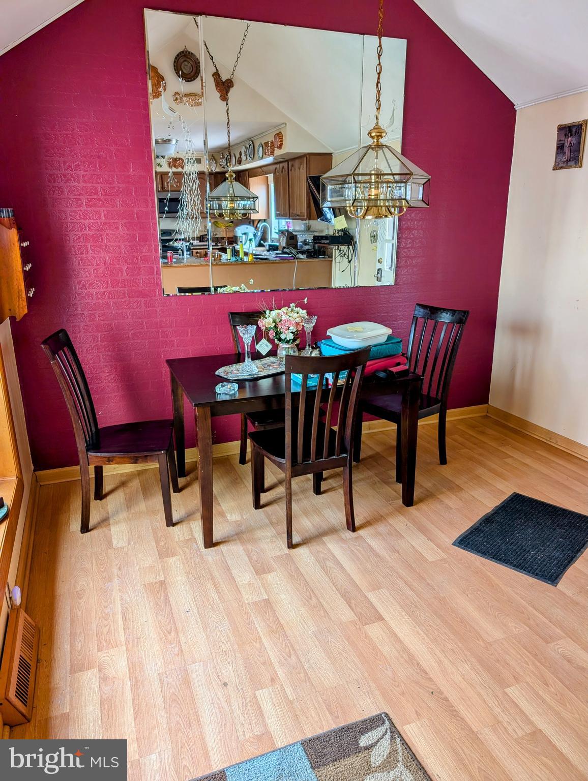 CHARTER CHASE - Residential