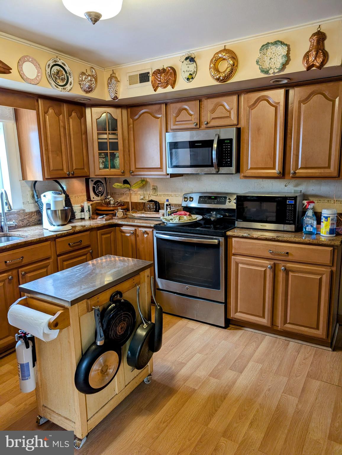 CHARTER CHASE - Residential