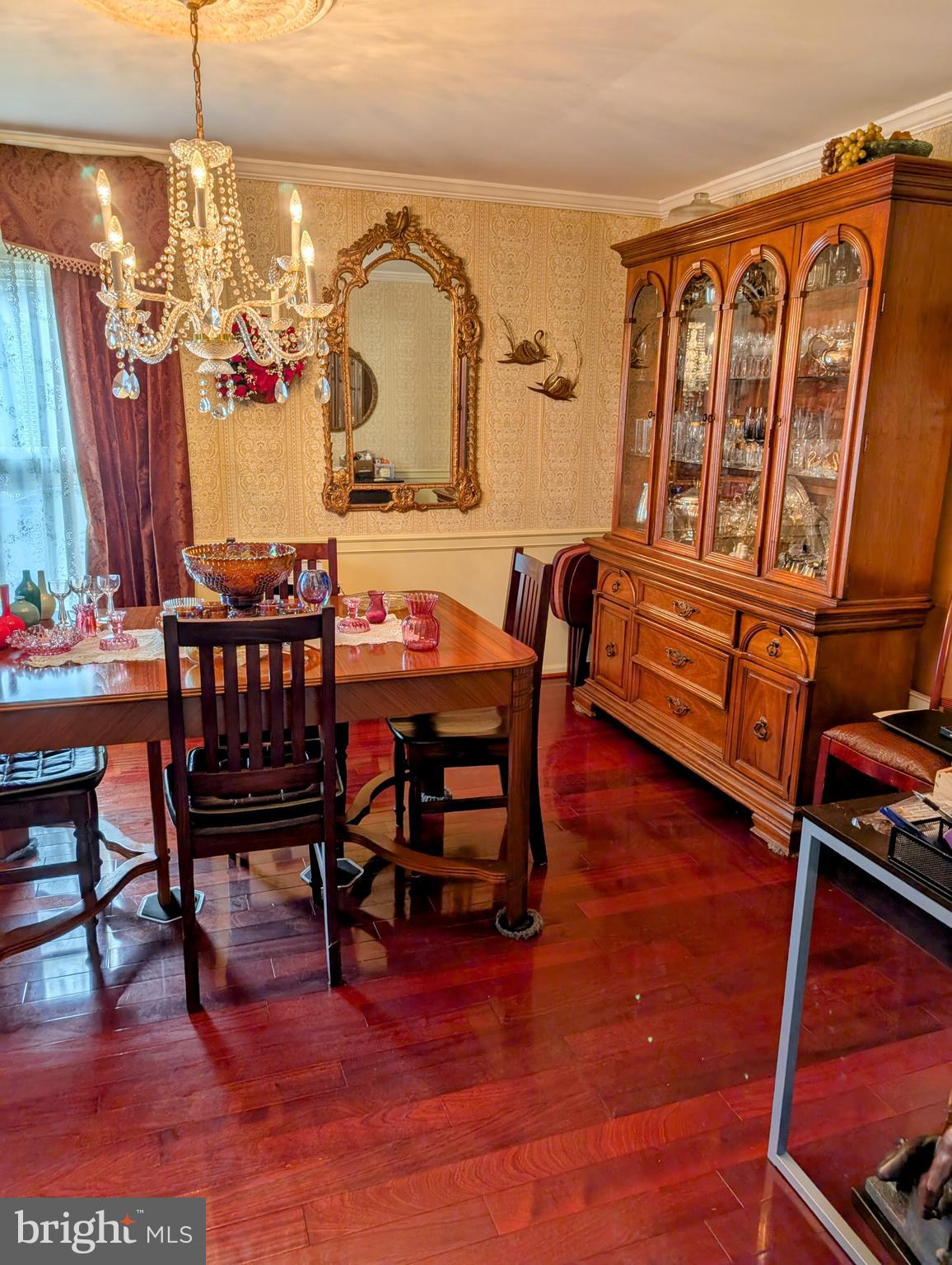 CHARTER CHASE - Residential