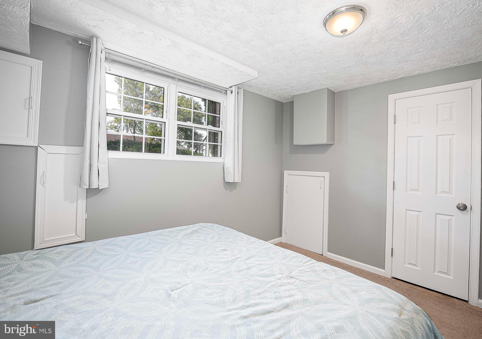 OAKHURST - Residential