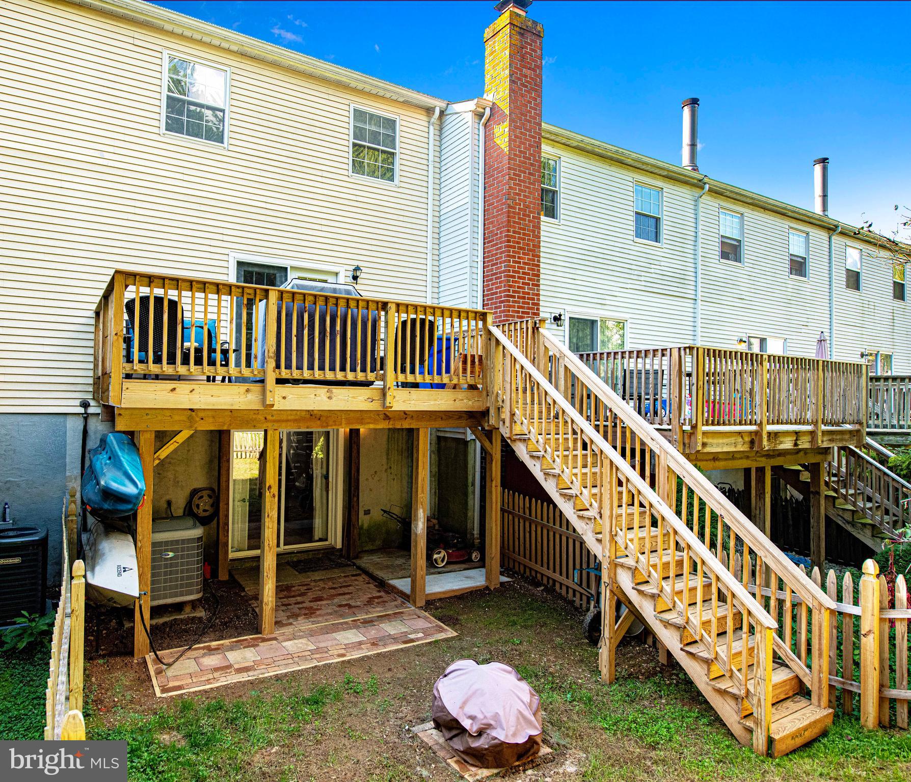 OAKHURST - Residential