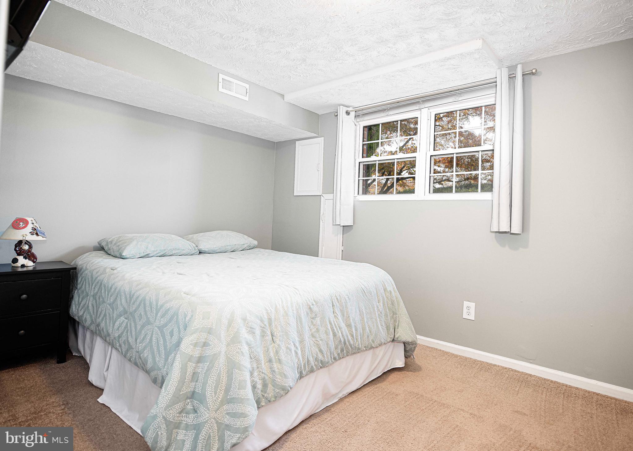 OAKHURST - Residential