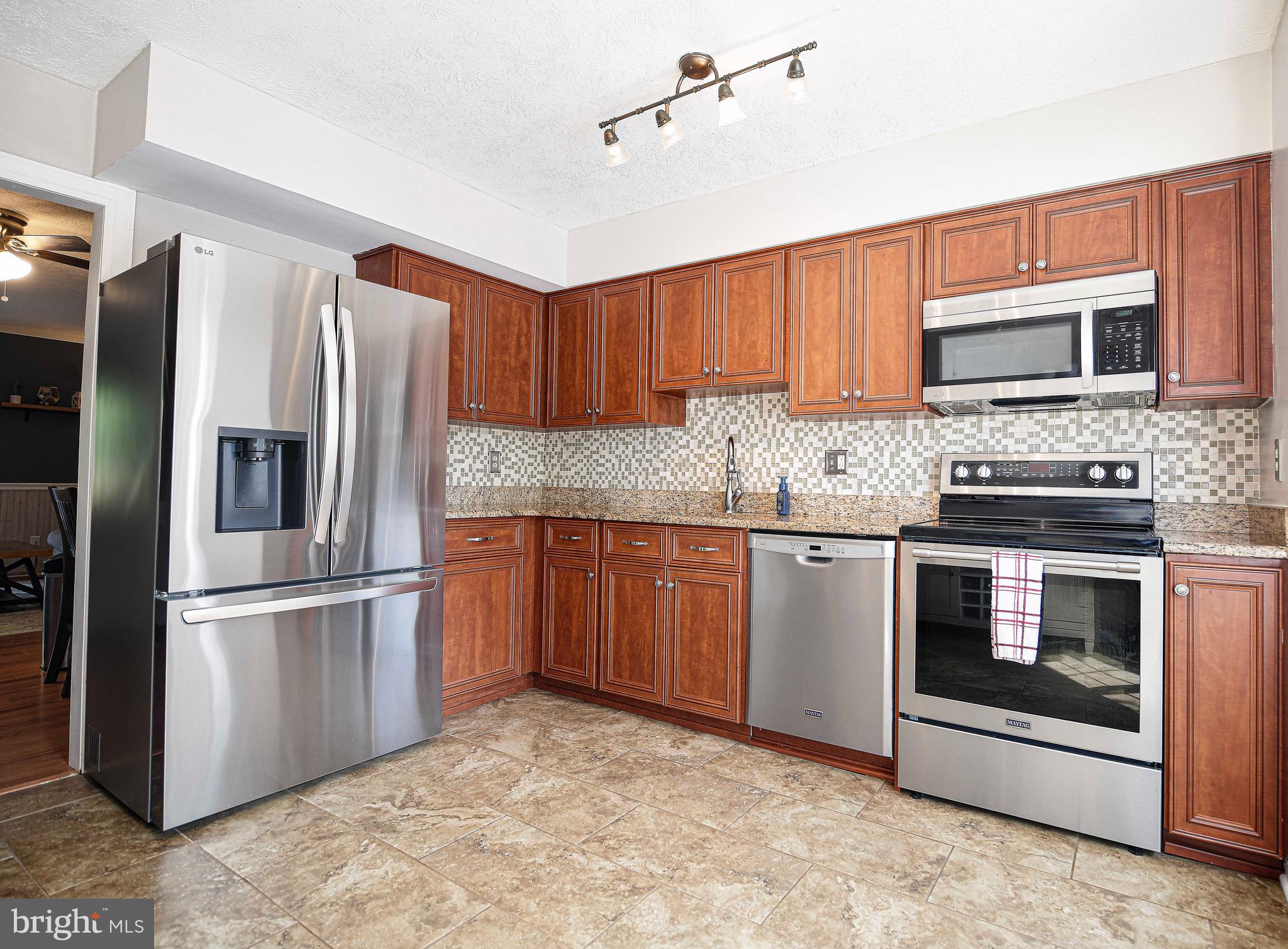 OAKHURST - Residential