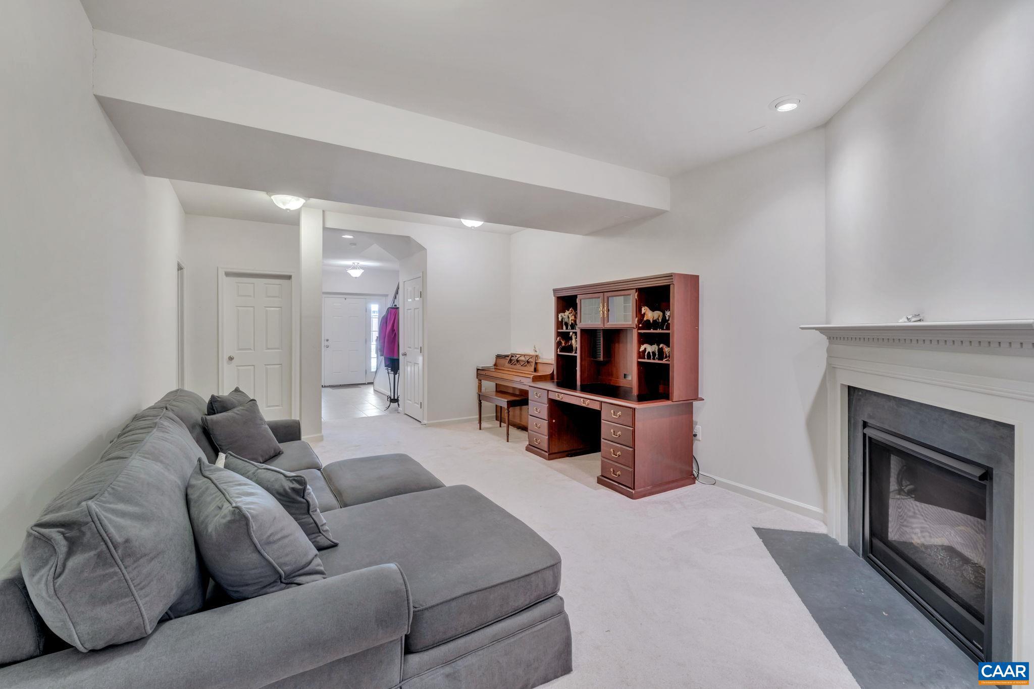 ABINGTON PLACE - Residential