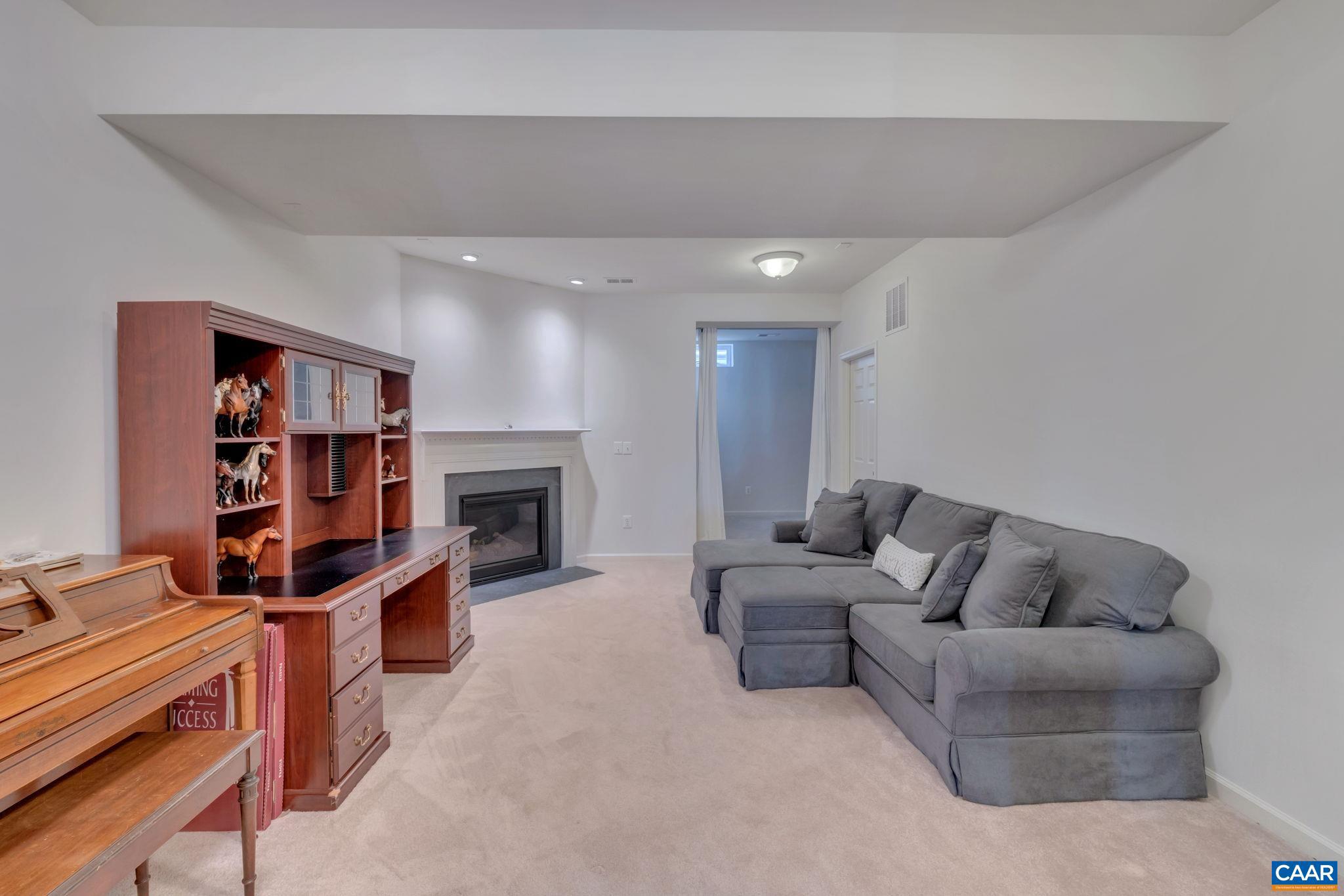 ABINGTON PLACE - Residential